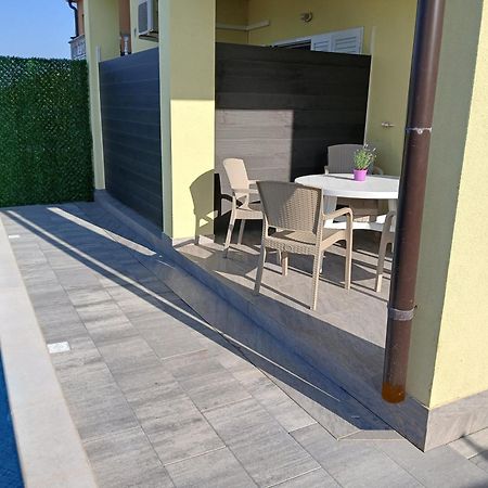 Apartmani Jelic Vinjerac Eksteriør billede